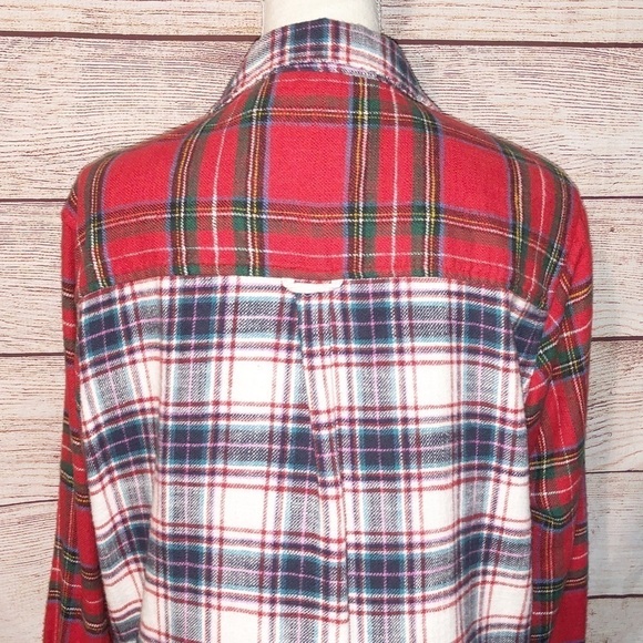 American Eagle Outfitters Red and White Plaid Flannel Size XS - Picture 11 of 12